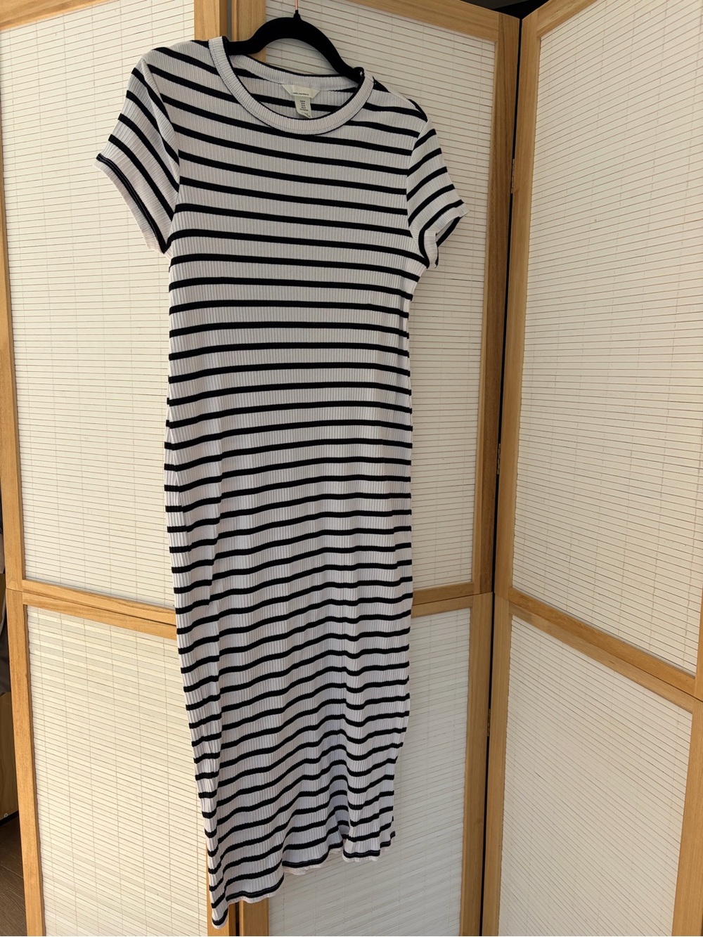 H&M Mama Ribbed Maternity Dress